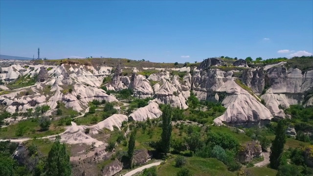 广角拍摄的建筑在山上视频素材