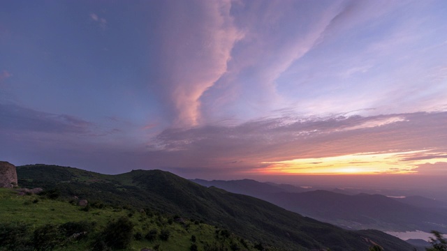 高山日落，延时摄影视频素材