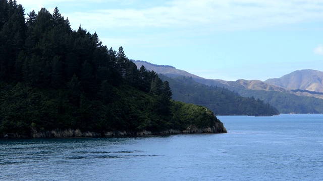 新西兰库克海峡的山景视频素材