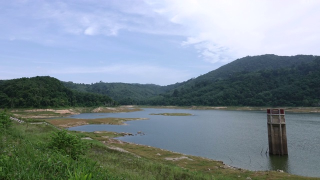 时间流逝水坝与水灾害的一天时间视频素材