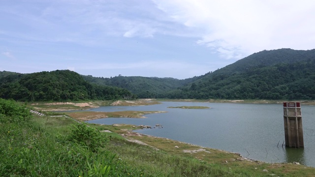 时间流逝大坝与水灾害的一天时间视频素材