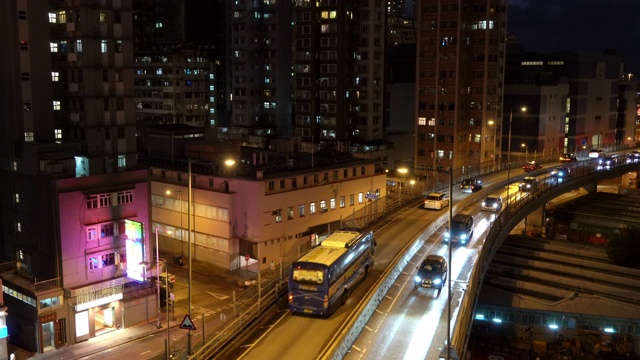 香港夜间的交通状况视频素材