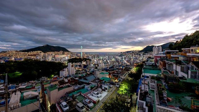 韩国釜山正谷漫阳路和三福路的日落和夜景视频素材