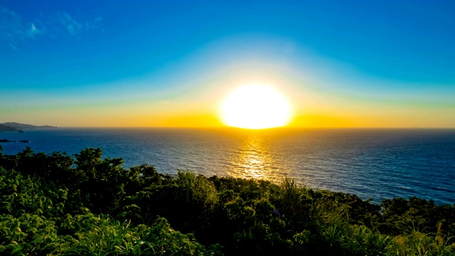 大岛天美峰山公园日落的时间间隔视频素材