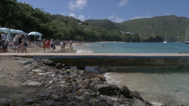 玛格丽特公主海滩，Bequia，圣文森特和格林纳丁斯，西印度群岛，加勒比，中美洲视频素材