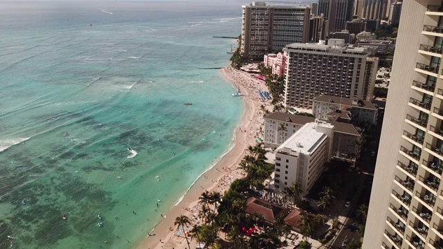 海洋和海岸线的威基基海滩天线视频下载