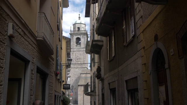 在Bellagio的Chiesa San Giacomo的观点，科莫湖，伦巴第，意大利湖，意大利，欧洲视频素材