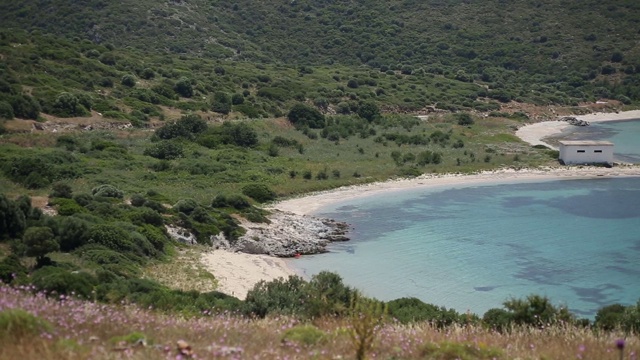 在土耳其的某个地方可以看到迷人的自然风光和海景。这个地区很平静。
土耳其安纳托利亚/ 11/04/2015视频素材