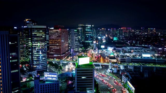 韩国首尔，首尔站附近的夜景视频素材