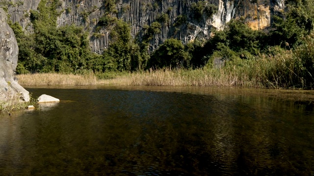 风景秀丽的喀斯特景观，湿地景观视频素材