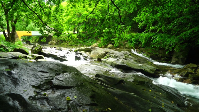 韩国江原道Jeongseon县的Hwaam矿泉风景视频素材