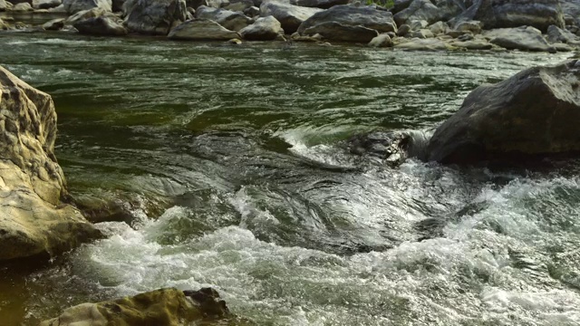 韩国江原道正城县的若阳河流量视频素材