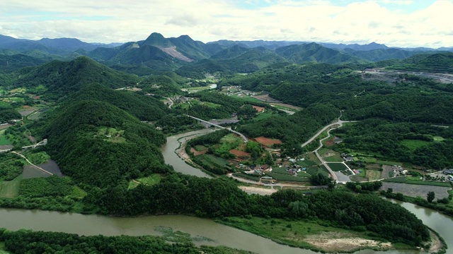 韩国江原道永峪镇欧拉妍谷风光视频素材