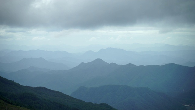 韩国平昌，江原道，Cheongok峰视频素材