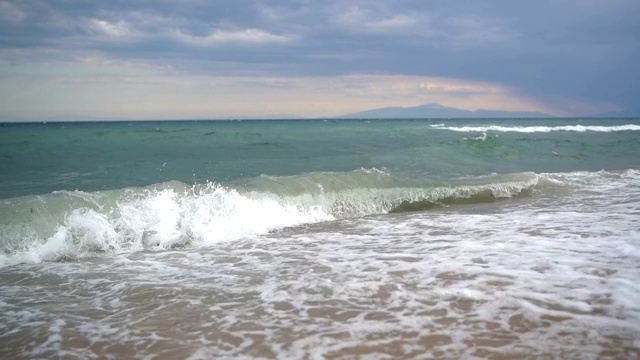 海浪拍打天空视频素材