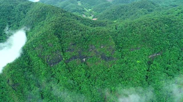 韩国平昌，江原道，Cheongok峰视频素材