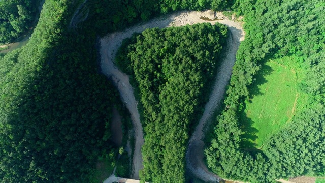 韩国平昌河谷江原道的风景视频素材