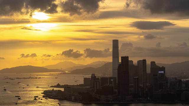 4K时间流逝俯视图香港城市摩天大楼在日落时间视频素材