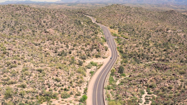 绕组沙漠公路视频素材