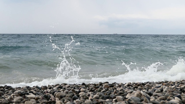 波涛汹涌的海面视频下载