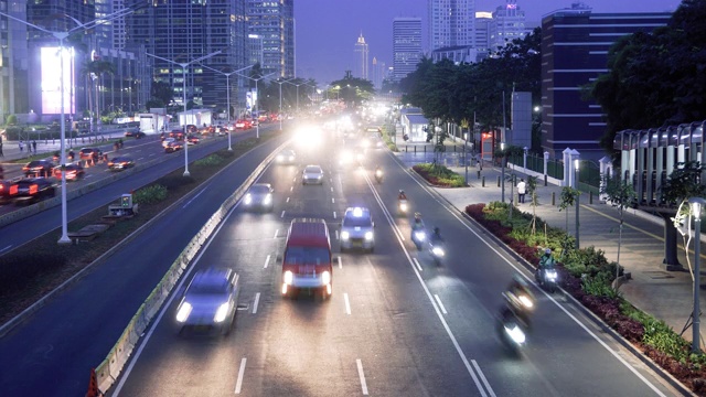 大城市的道路交通视频素材