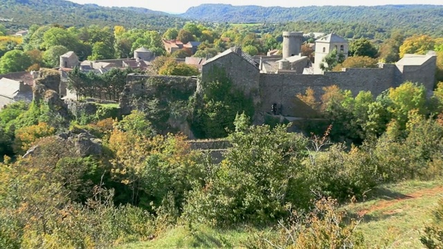 古拉库弗托拉德村。Aveyron。法国视频素材