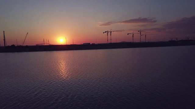 日落在仁川大桥和海景，仁川，韩国视频素材