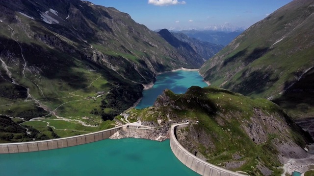 卡普伦高山水库的空中全景图Mooserboden Stausee和Wasserfallboden在Hohe Tauern，萨尔茨堡土地，奥地利。视频素材