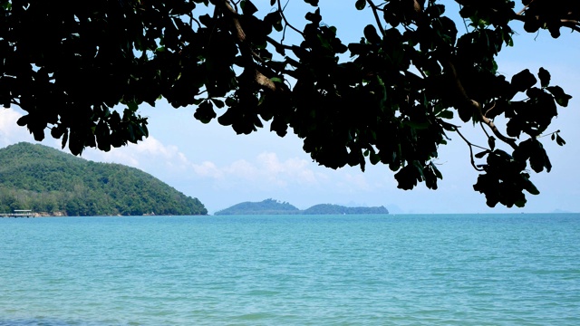 美丽的天堂海滩在安达曼海海湾海岸视频素材