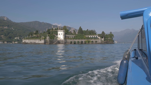 船上驶向Isola Bella, Lake Maggiore, Piedmont，意大利湖，意大利，欧洲视频素材