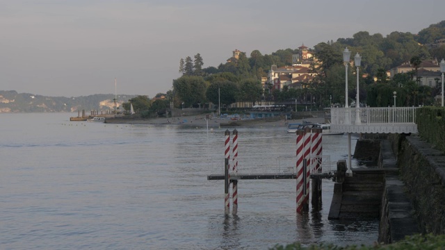 马焦雷湖和博罗米安群岛来自斯特雷萨，马焦雷湖，皮埃蒙特，意大利湖，意大利，欧洲视频素材