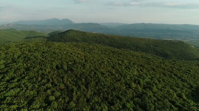 空中森林山视频素材