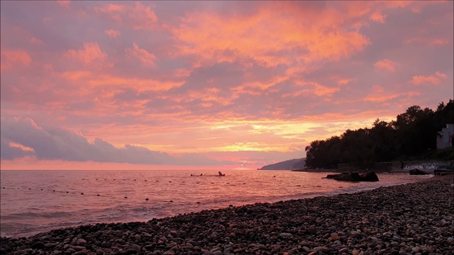 风景如画的日落和海浪视频素材