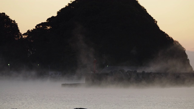 清晨日本的海岸线，很宽视频素材