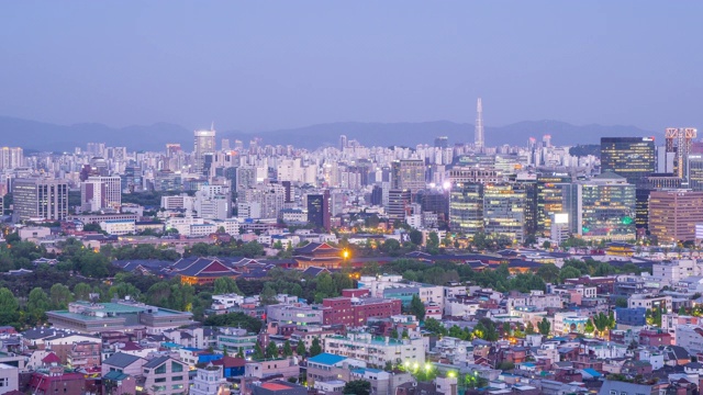 景福宫和附近的钟no-gu市区的日夜景色视频素材