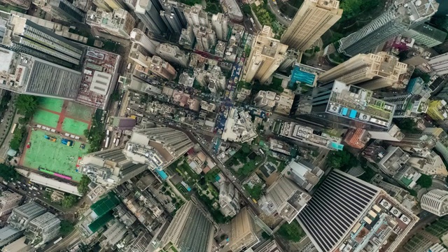 超写实的香港城市街道和拥挤的建筑物视频下载