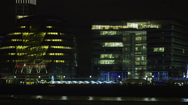 伦敦市政厅的夜景视频素材