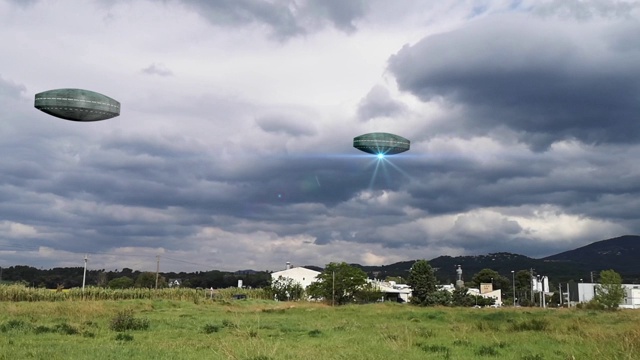 UFO在城市上空飞行视频素材