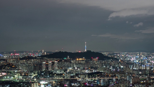 汉城夜景，北汉城塔视频素材