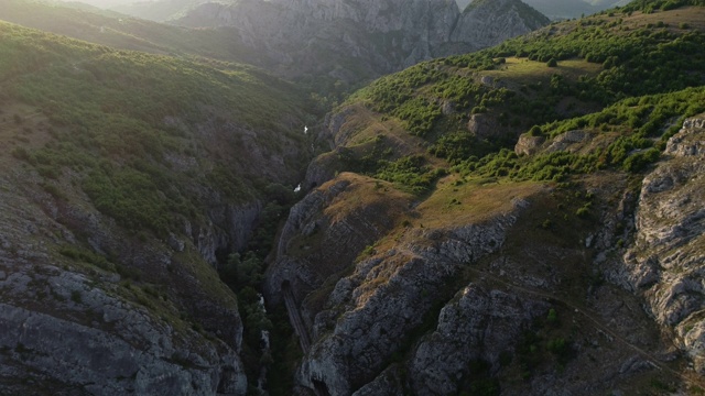 峡谷在Nisevac视频素材