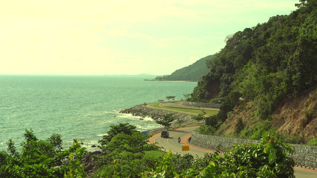 泰国东部的昌他武里省的海景和山景。视频素材