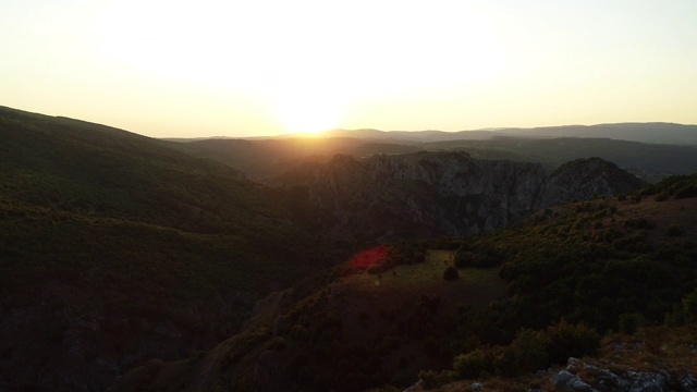 日落时分的尼西瓦克峡谷视频素材