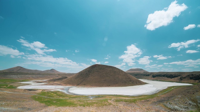 土耳其科尼亚的Meke火山口湖的4k时间视频素材