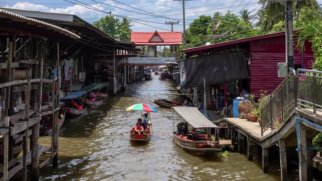 Damnoen Saduak，最著名的传统水上市场和文化旅游目的地，Ratchaburi，泰国-时光流逝视频素材