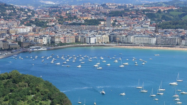 San Sebastián的地点和它的海湾。西班牙巴斯克地区。视频素材