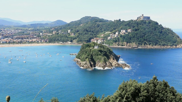 San Sebastián的地点和它的海湾。西班牙巴斯克地区。视频素材