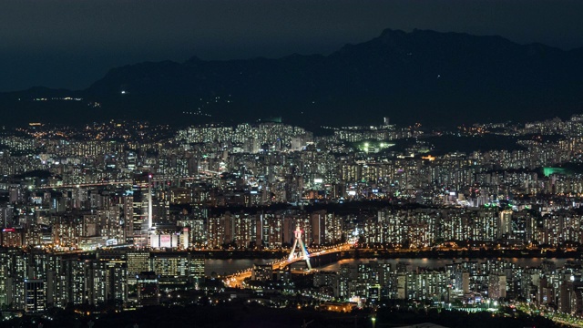 韩国首尔汉江奥林匹克大桥夜景视频素材