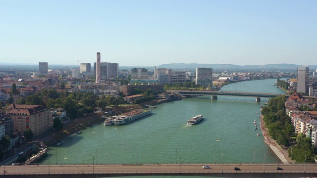 夏季白天飞行在巴塞尔市河交通大桥空中全景4k瑞士视频素材