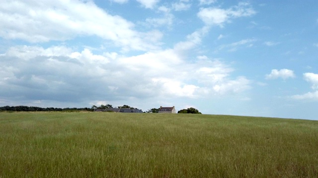 法国布列塔尼的夏季海岸景观视频素材