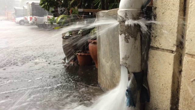 下雨了。视频素材